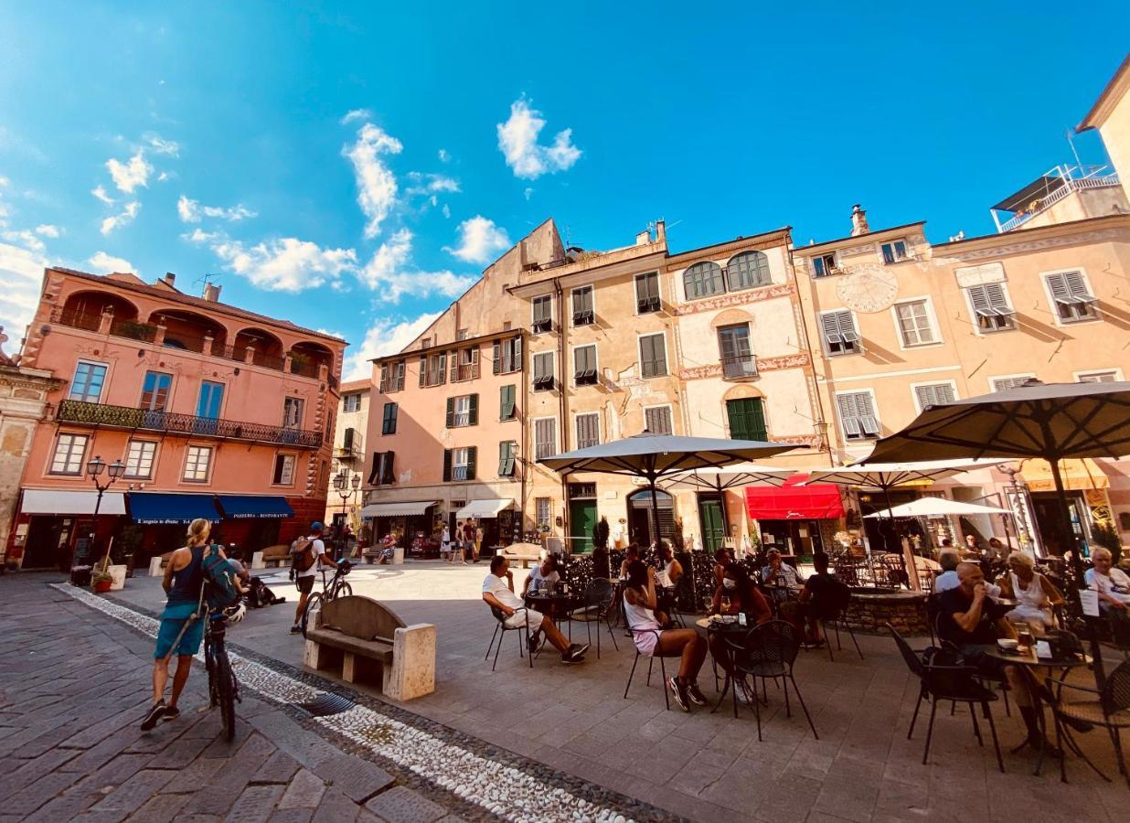 Vivi La Mia Liguria - Casa D'Arte E Vacanze - Big Apartment With Free Parking Finale Ligure Exterior photo