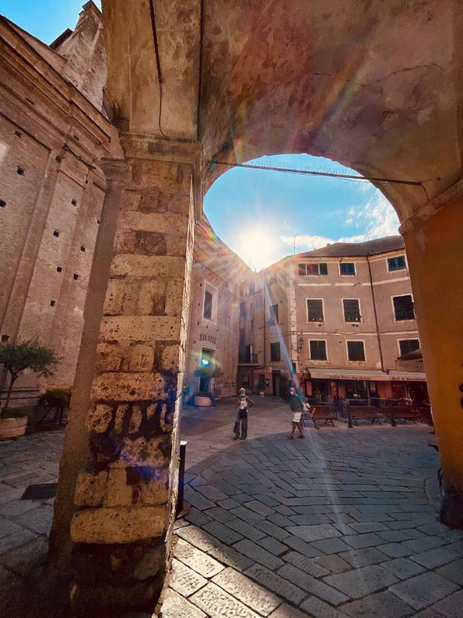 Vivi La Mia Liguria - Casa D'Arte E Vacanze - Big Apartment With Free Parking Finale Ligure Exterior photo